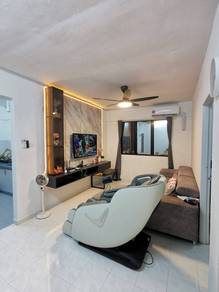 Fully renovated pangsa akasia desa cemerlang