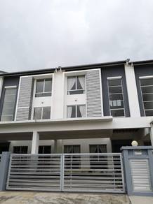 (Kitchen & Aircon)Tropicana Height Kajang Triple Storey House for RENT