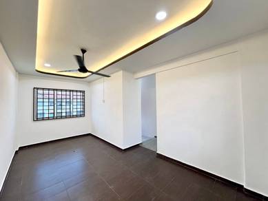 Taman Mutiara Rini Flat ‼️Jalan Hang Jebat 🔥Tingkat 4