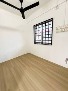 Taman Mutiara Rini Flat ‼️Jalan Hang Jebat 🔥Tingkat 4