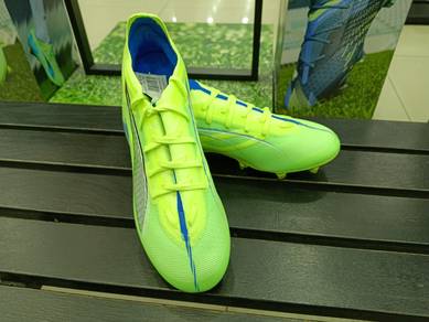 Kasut Bola Puma