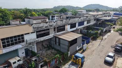 PINANG TUNGGAL EMAS 1.5 STOREY LIGHT INDUSTRY Nr PERUSAHAAN SAGA