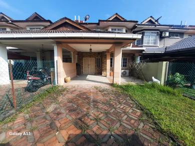 DOUBLE STOREY @ Pekaka Sek 8 Kota Damansara - Good Condition!
