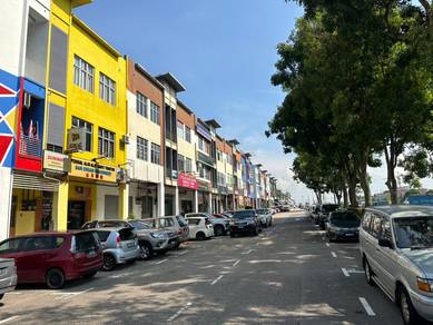 Taman Kempas Utama 1/1 @ Ground Floor Shoplot Facing Main Road