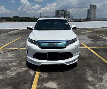 Toyota HARRIER 2.0 PREMIUM (A)