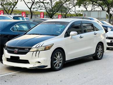 Honda STREAM 2.0 i-VTEC RSZ (A)