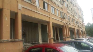 Shop Apartment Taman Serdang Perdana 600sqft 3Rooms near South City