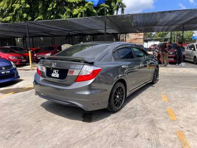 Honda CIVIC 1.5 FB (AUTO)