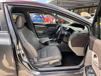 Honda CIVIC 1.5 FB (AUTO)