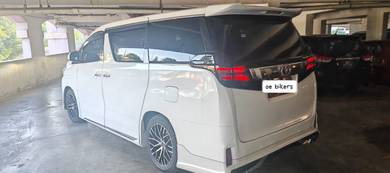 TOYOTA ALPHARD 3.5L For Sale !