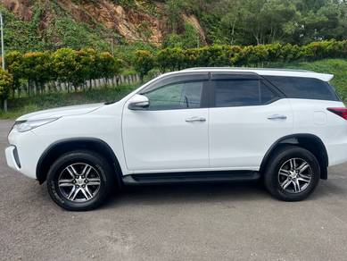 Toyota FORTUNER 2.4 VRZ (A)
