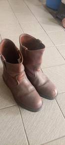 Red Wing