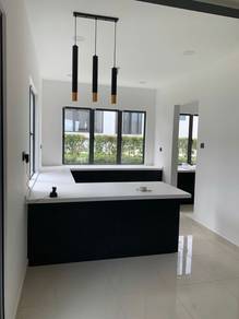 Diamond City Semi D 38x70🏡Fully Reno 5Room ‼️only at Semenyih