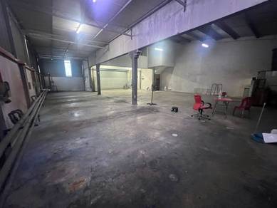 Klang Utama 1.5 Storey Terrace Light Industrial Factory For Rent
