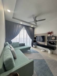 Bukit Indah , The raffles suite service apartment for Sale