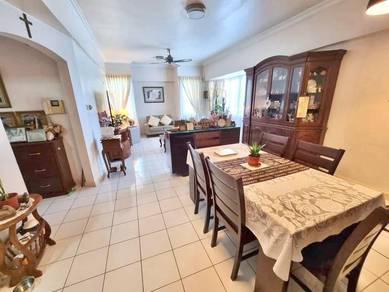 Likas Square Condotel - Sea View Corner