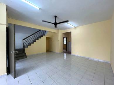 * Rumah Teres 2 Tingkat * Taman Megah Ria * nk Sewa *