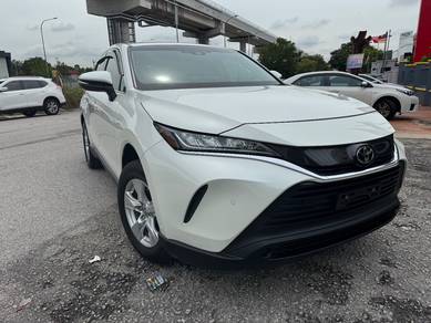 Toyota HARRIER 2.0 S 4.5 WHITE COLOUR