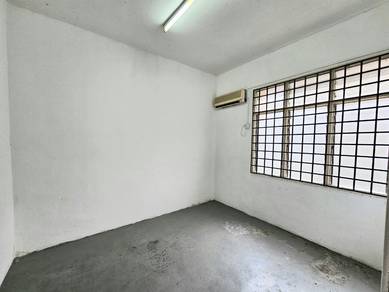 For Sale Taman Molek Double Storey Corner Lot near Johor Jaya 48.5x75