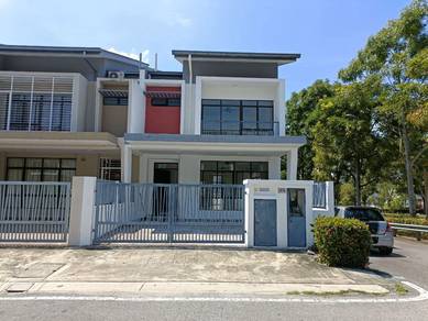 End Lot Double Storey Superlink House,Taman M Residence 1 Rawang