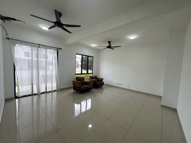 Partially Furnish Eco Horizon Camdon Ground Unit For Rent @ Batu Kawan
