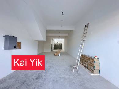 3 Storey Commercial Shoplot | Kampung Seronok @ Batu Mang For Rent