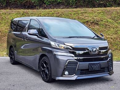 Toyota VELLFIRE 2.5 GOLDEN EYES FREE WARRANTY