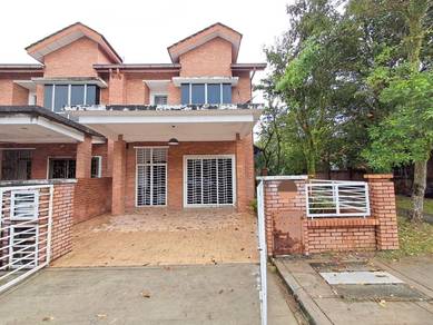 END LOT FULLY RENOVATED Double Storey Alam Budiman U10 Shah Alam