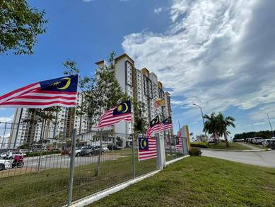 PANGSAPURI DE PALMA Setia Alam ( Fully furnished 3 rooms 2 bath 2 park