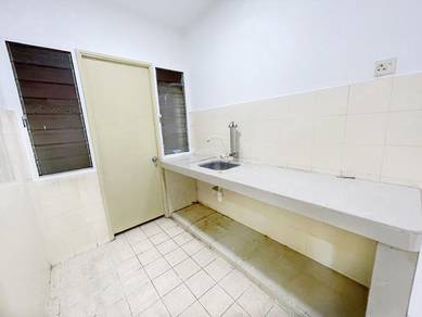Saujana apartments Damansara Damai renovated good condition