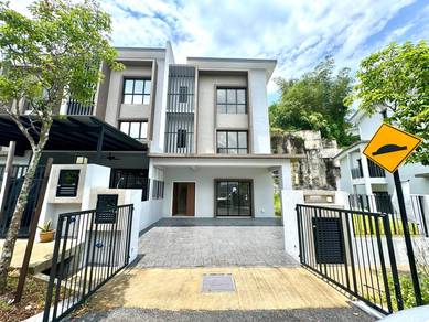 CORNER LOT ,3sty Terrace  NASSIM HEIGHTS, UKAY BESTARI, AMPANG