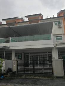 Freehold Partly Furnished 2 1/2 Sty House at Bercham Ipoh