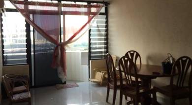Penhill Condominium (Block B) 3-Bedrooms 800sf 1-Covered Carpark