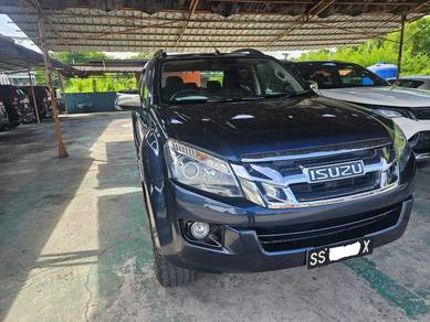 Isuzu D-MAX 3.0 V-CROSS 4x4 (A)