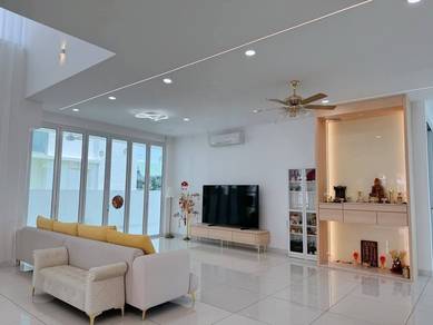 98 Residence Double Storey Bungalow For Sale