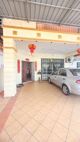 Pulai Utama double storey 4bedrooms good condition for sales