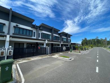 SHM Garden 15 Double Storey Intermediate Terrace House For Rent