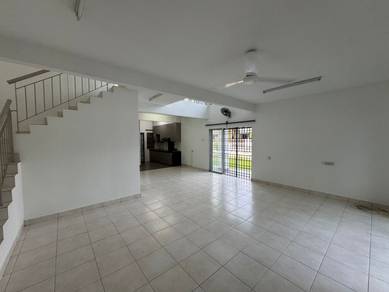CORNER BIG Taman Sri Bangi Double storey House Avenue in Bangi Kajang
