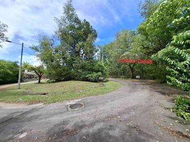 Lot Bungalow Bandar Tasik Kesuma.