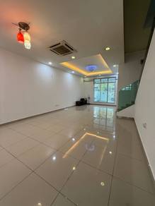 【Renovated】Austin Residence Double Storey 20x70 Terrace Mount Austin