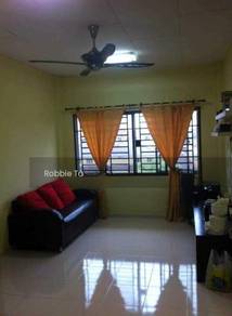Taman Tampoi Utama Flat