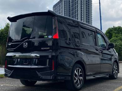 Honda STEPWAGON 1.5 SPADA 7 SEATER