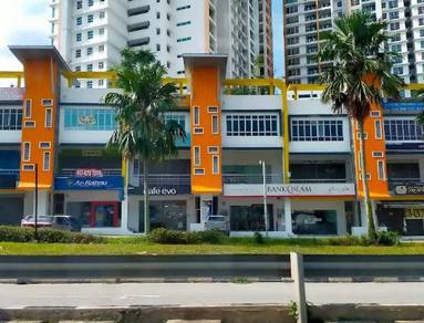 Shop Lot Bandar Kinrara Ground Floor and 1st Floor For Rent
