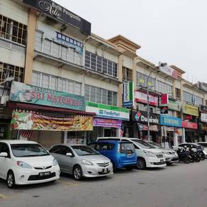 Kapar facing main road adjoining shop same row maybank bsn  pharmacies