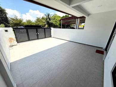 Facing Open Renovated Double Storey Taman Puchong Utama PU9
