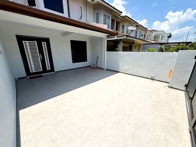 Facing Open Renovated Double Storey Taman Puchong Utama PU9