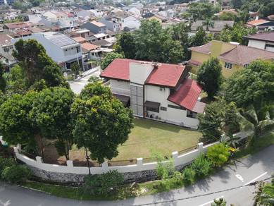 2 Storey Bungalow House For Sale (Corner)