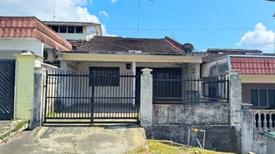 Kulai Jalan Bunga Raya Single Storey Terrace Original 22x70 Full Loan