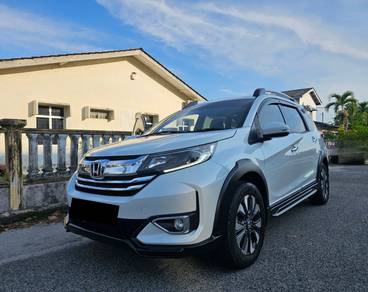 Honda BR-V V Full loan 9 tahun Harga OTR!!!