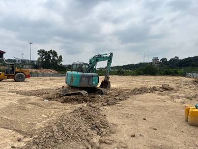 Semenyih Vacant Industrial Land-2.5 Acres,Next to LEKAS,Facing Highway